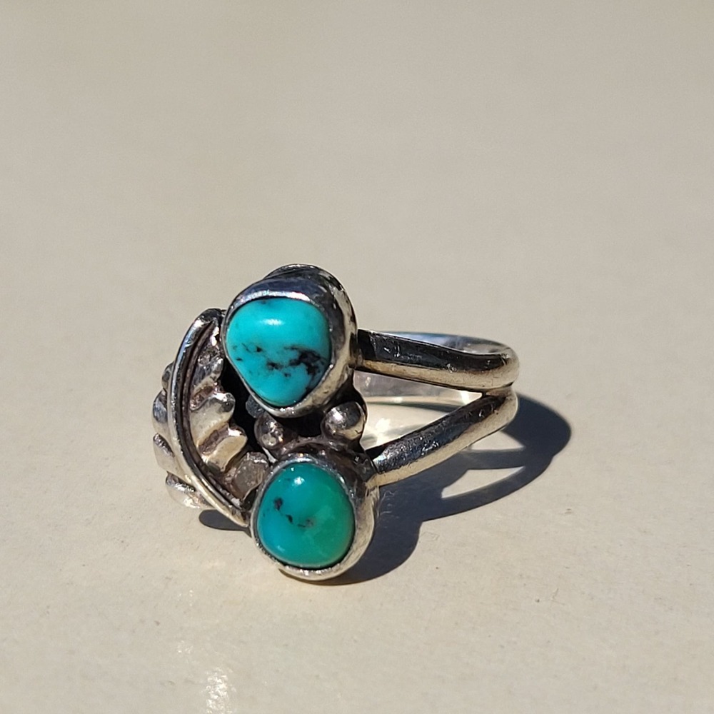 Vintage Sterling Silver Turquoise Leaf Bypass Ring Size 4.5 Southwestern Boho